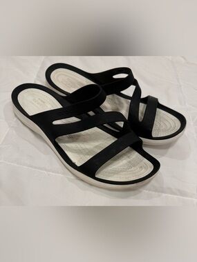 Crocs Swiftwater Black White Strappy Slide Sandals Women's Size 11